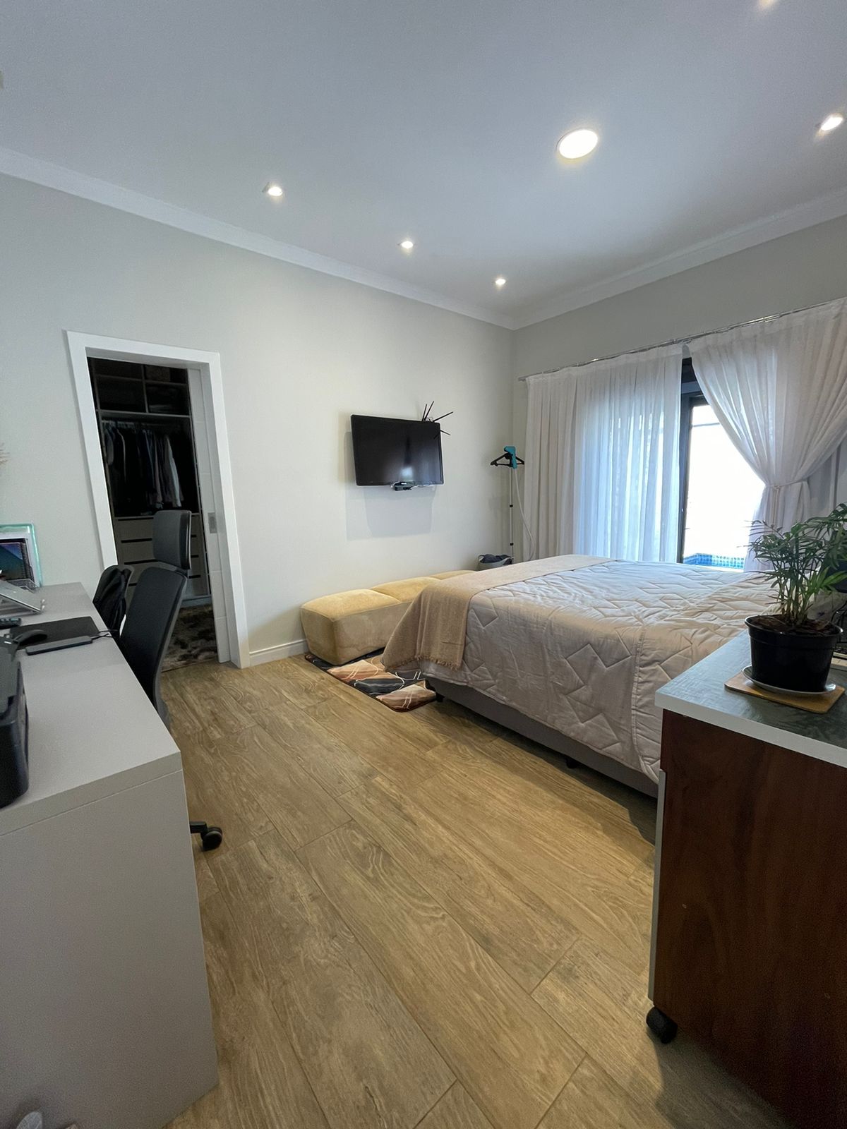 Casa Neoclássica de Luxo no Condomínio Tropicália Garden - Boituva