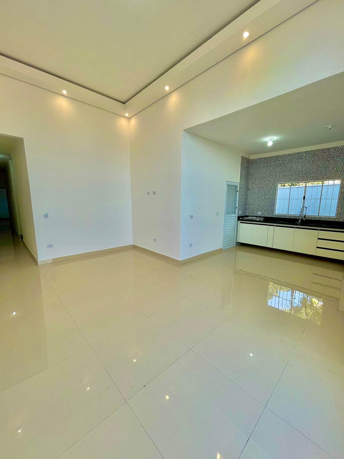 Casa á venda c/ 02 dormitórios, Bairro Parque das Àrvores - Boituva/SP