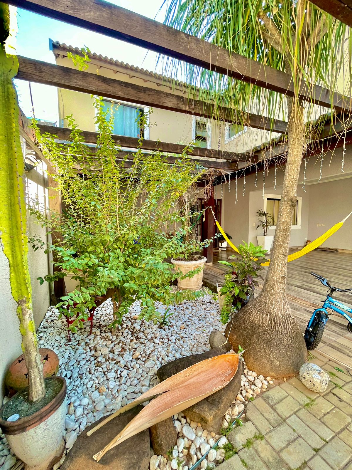 Sobrado á venda c/ 03 dormitórios, Bairro De Lorenzzi - Boituva/SP