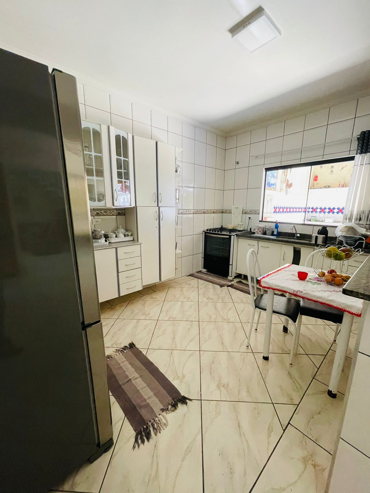 Sobrado á venda c/ 03 dormitórios, Bairro De Lorenzzi - Boituva/SP