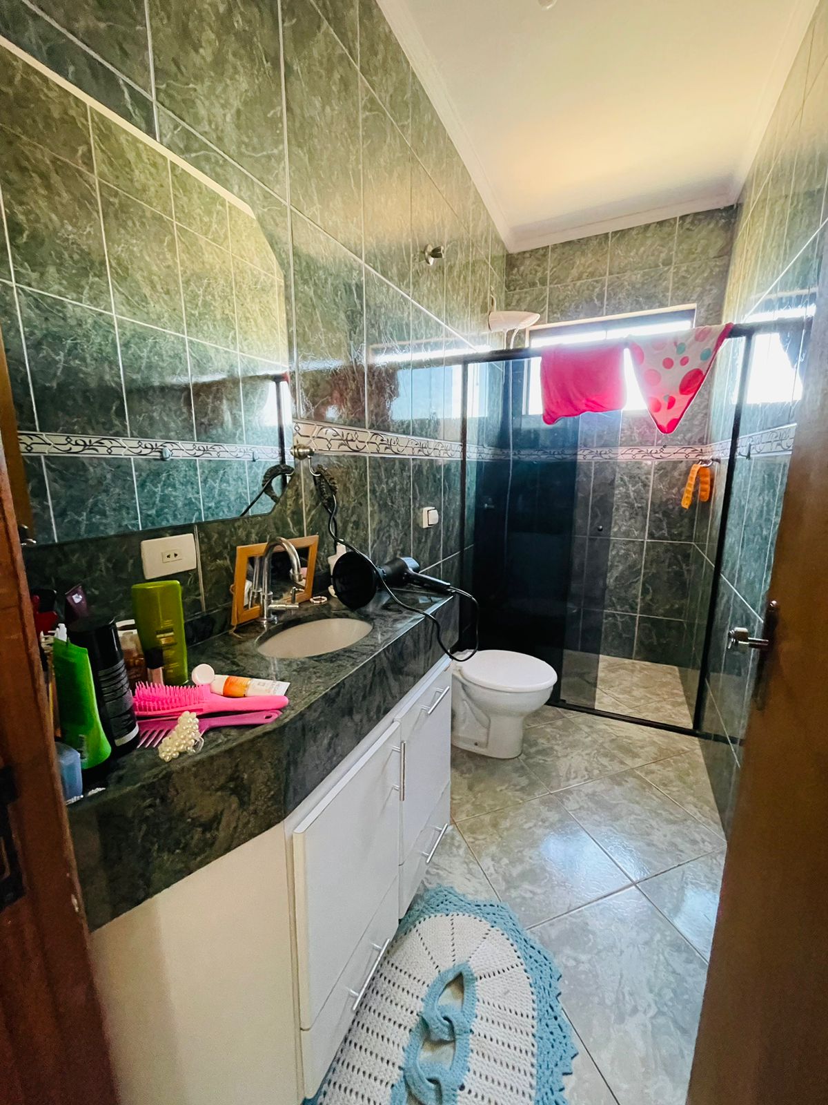 Sobrado á venda c/ 03 dormitórios, Bairro De Lorenzzi - Boituva/SP
