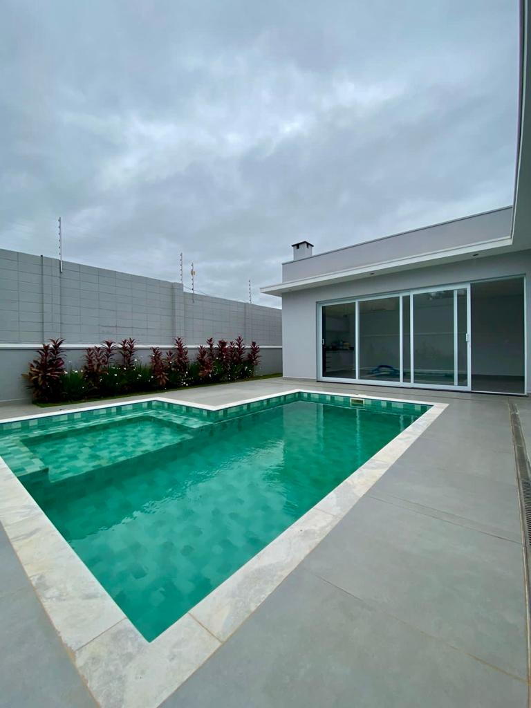 Casa á venda c/ 03 dormitórios, Condomínio Portal das Estrelas - Boituva/Sp