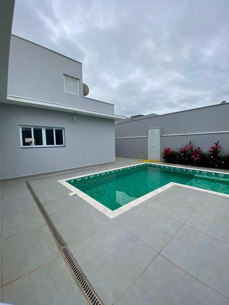 Casa á venda c/ 03 dormitórios, Condomínio Portal das Estrelas - Boituva/Sp