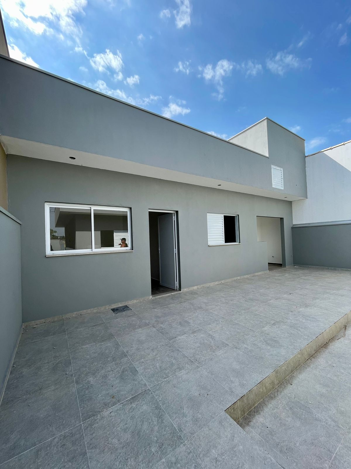 Casa á venda c/ edícula c/04 dormitórios, Bairro Portal Ville Jardins - Boituva