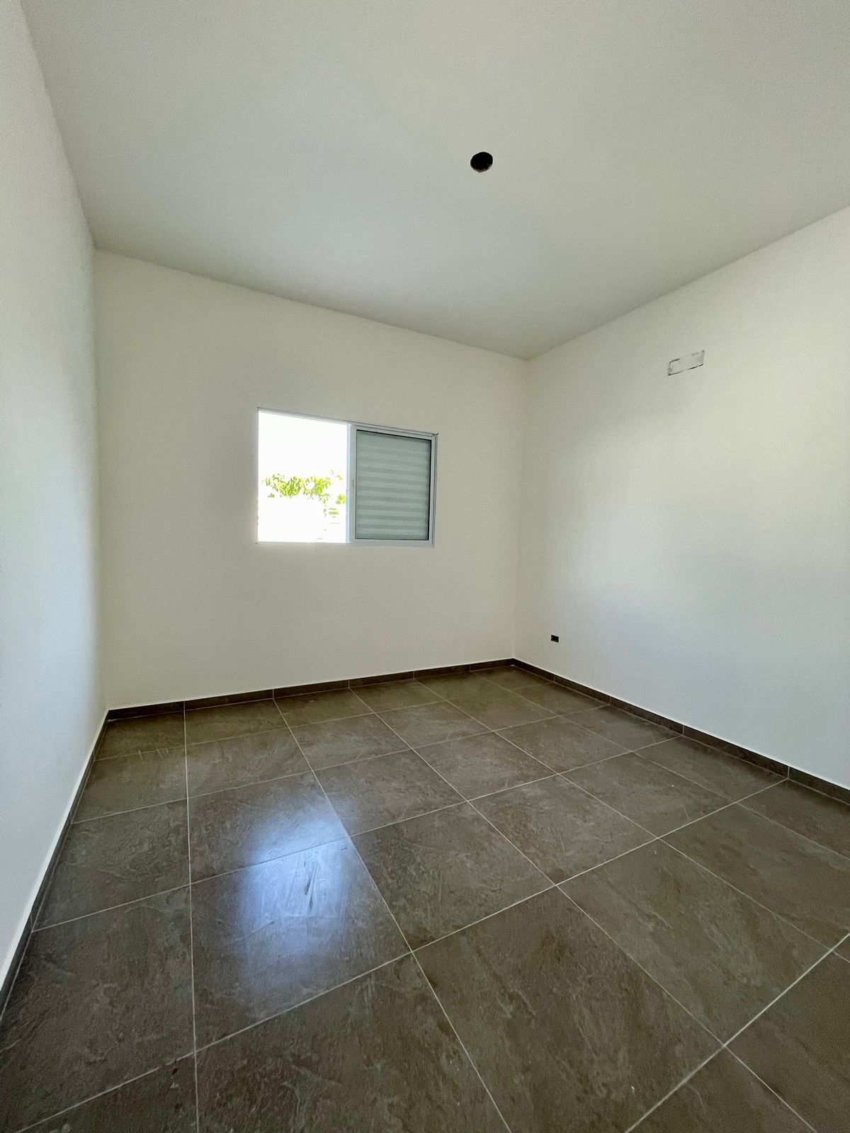Casa á venda c/ edícula c/04 dormitórios, Bairro Portal Ville Jardins - Boituva