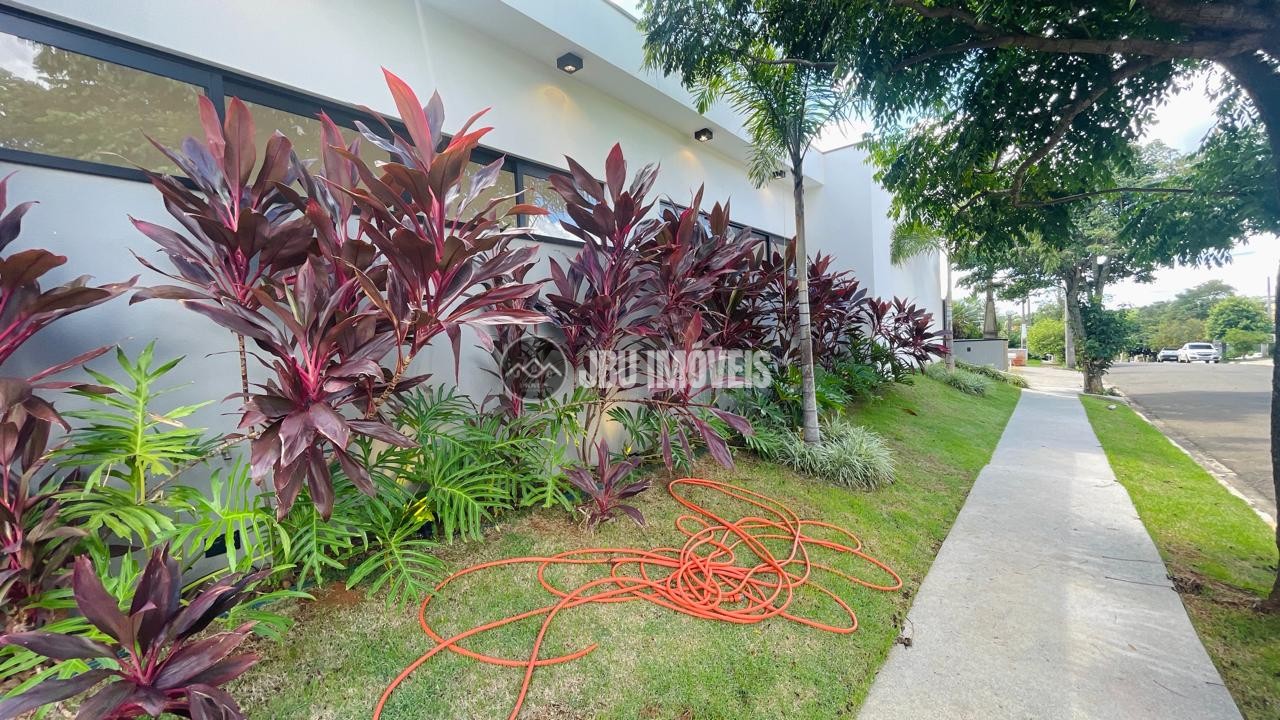 Casa com 3 Suítes à Venda, 335m² por R$ 2.250.000,00 - Condomínio Portal das Estrelas - Boituva/SP