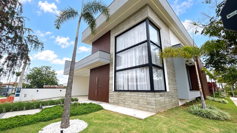 Casa em condomínio