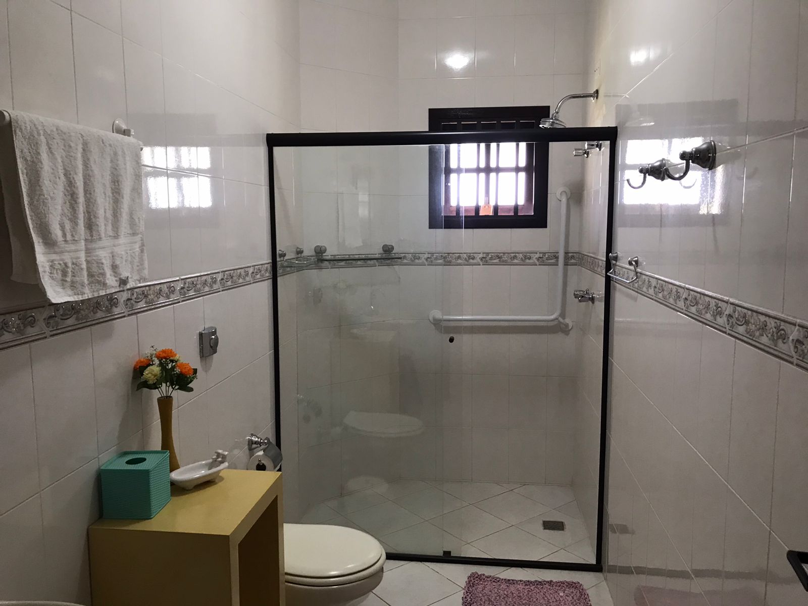 Chácara semi mobiliada a venda c/ 4 dormitórios, Condomínio Vitassay - Boituva/Sp
