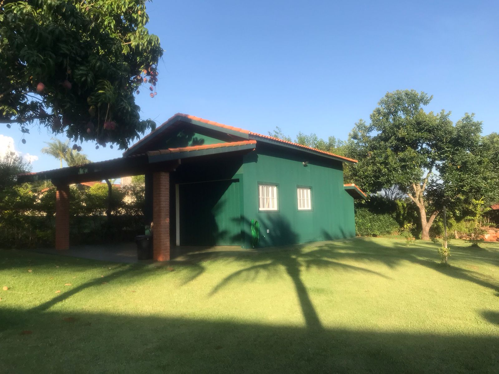 Chácara semi mobiliada a venda c/ 4 dormitórios, Condomínio Vitassay - Boituva/Sp
