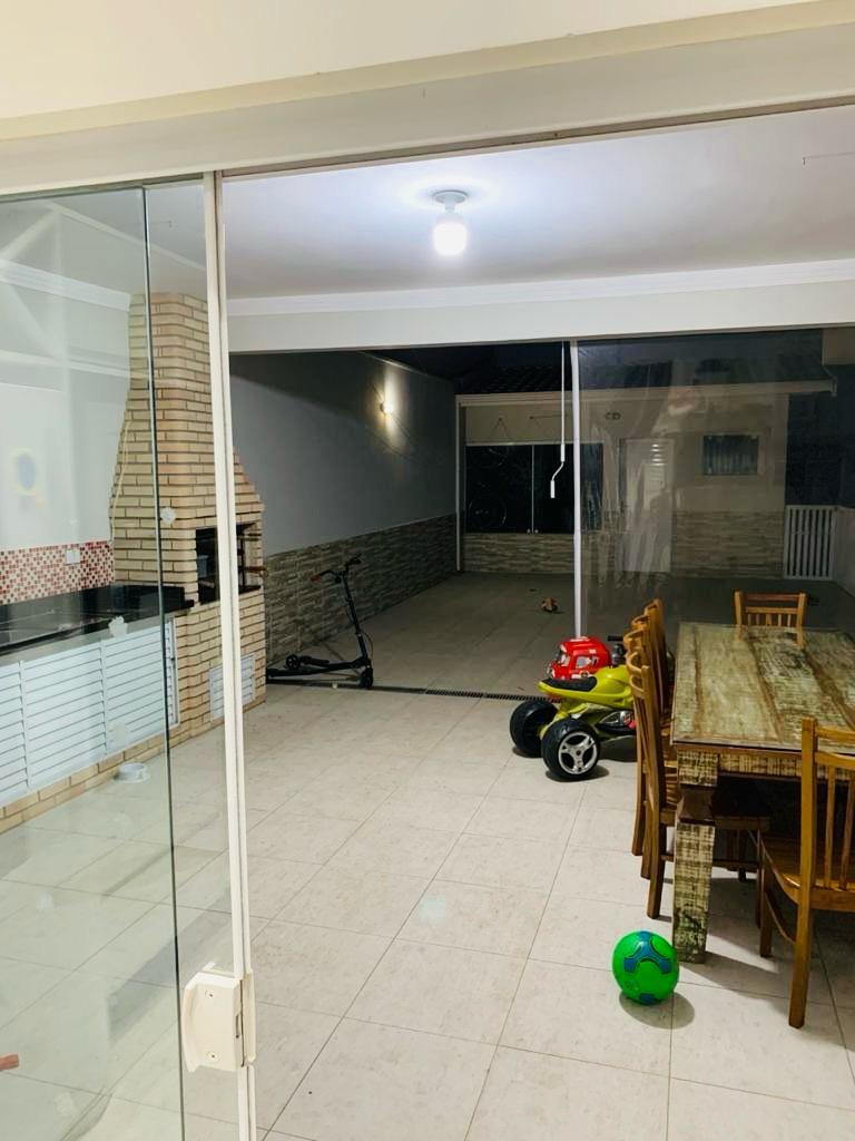 Casa á venda c/ 03 dormitórios, sendo 02 suítes - Condomínio Portal das Estrelas, Boituva/Sp