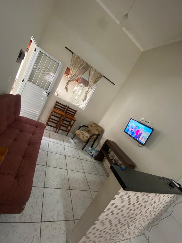 Casa á venda c/ 02 dormitórios e piscina, Bairro Àgua Branca - Boituva/SP