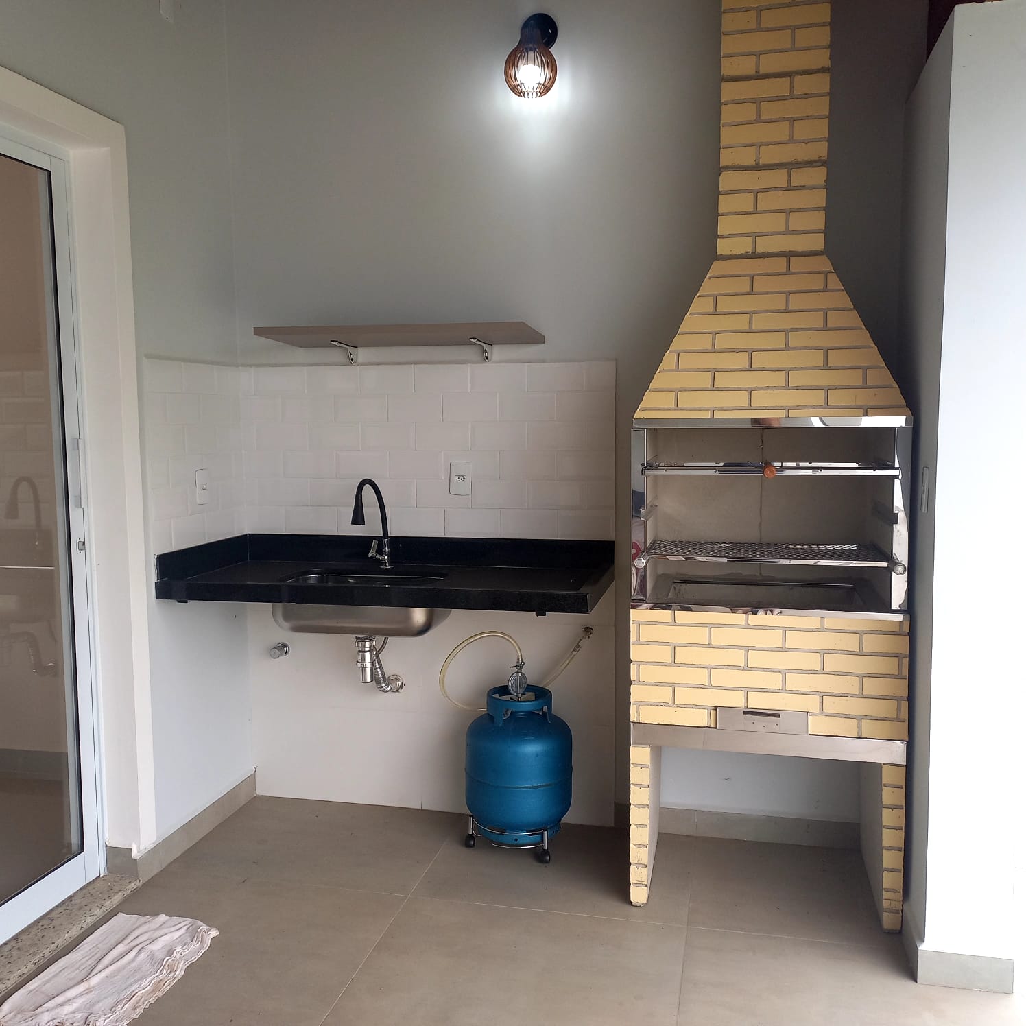 Chácara com 3 dormitórios à venda, 208m² por R$ 1.380.000 - Condomínio Vitassay - Boituva/SP