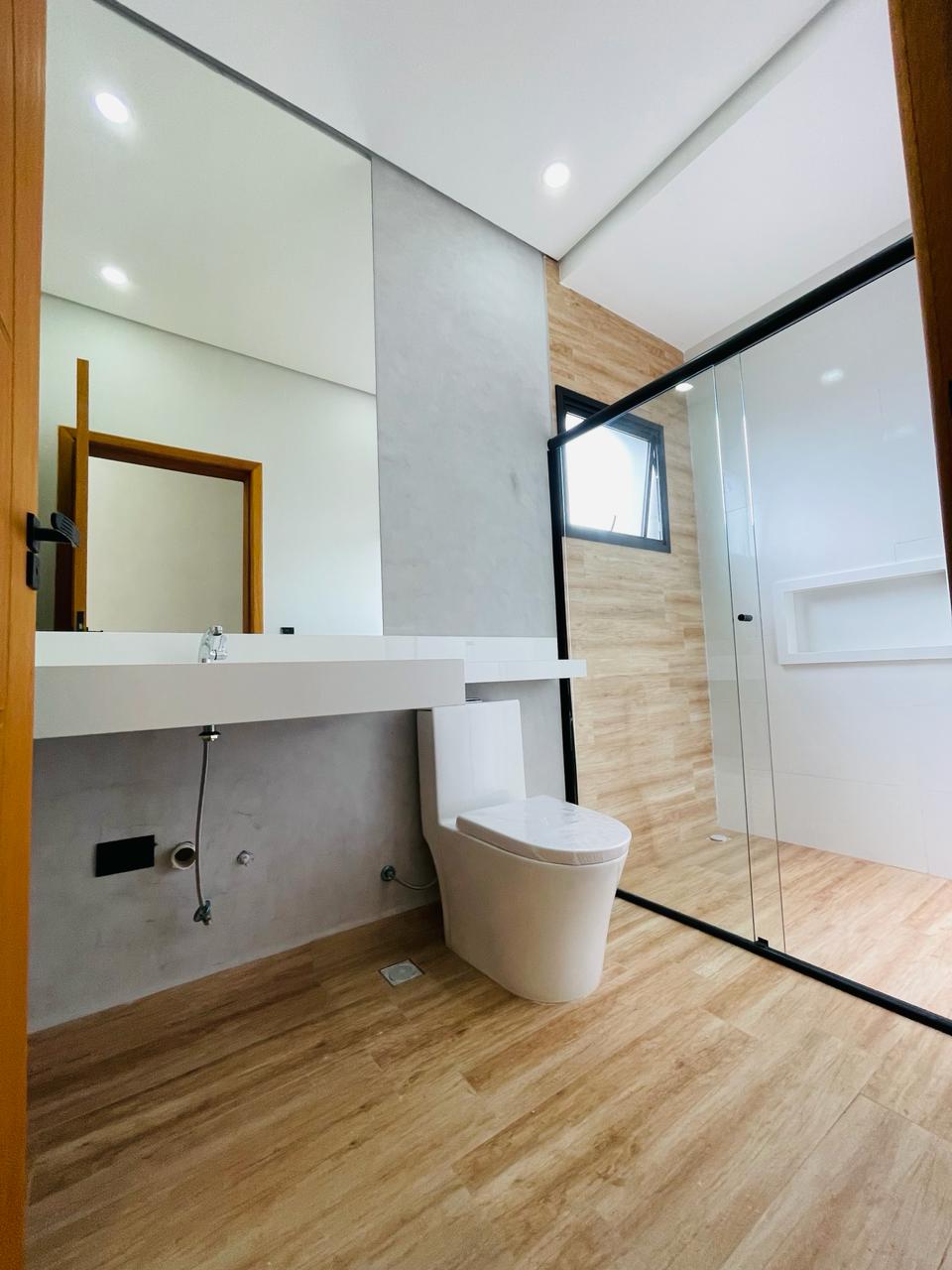 Casa à Venda no Condomínio Portal Ville Jardim Europa, Boituva 