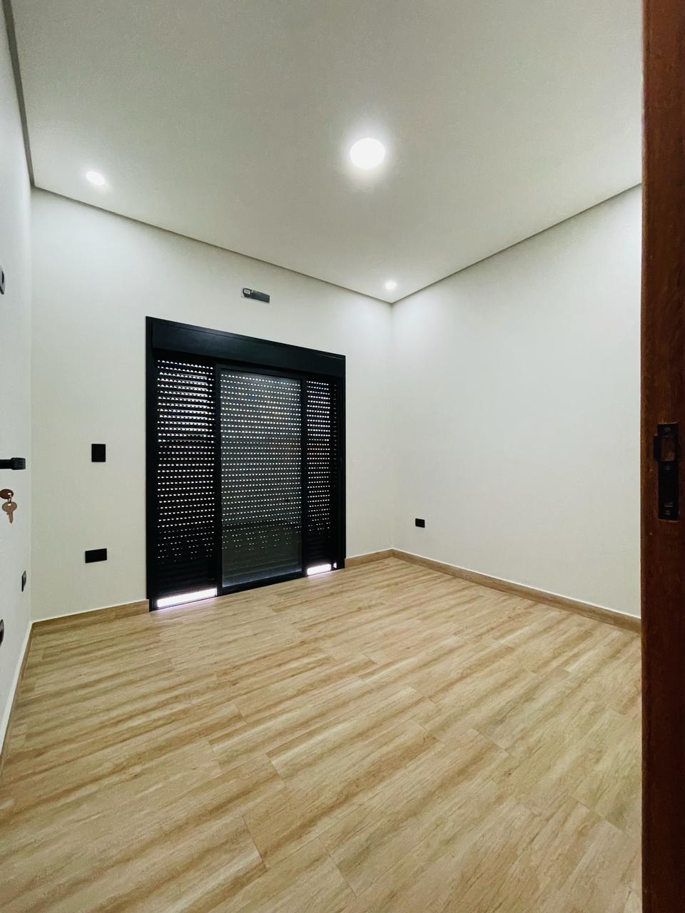 Casa à Venda no Condomínio Portal Ville Jardim Europa, Boituva 