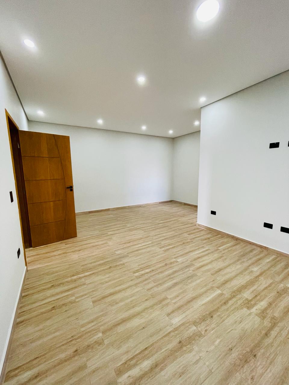 Casa à Venda no Condomínio Portal Ville Jardim Europa, Boituva 