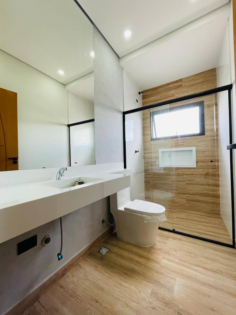 Casa à Venda no Condomínio Portal Ville Jardim Europa, Boituva 