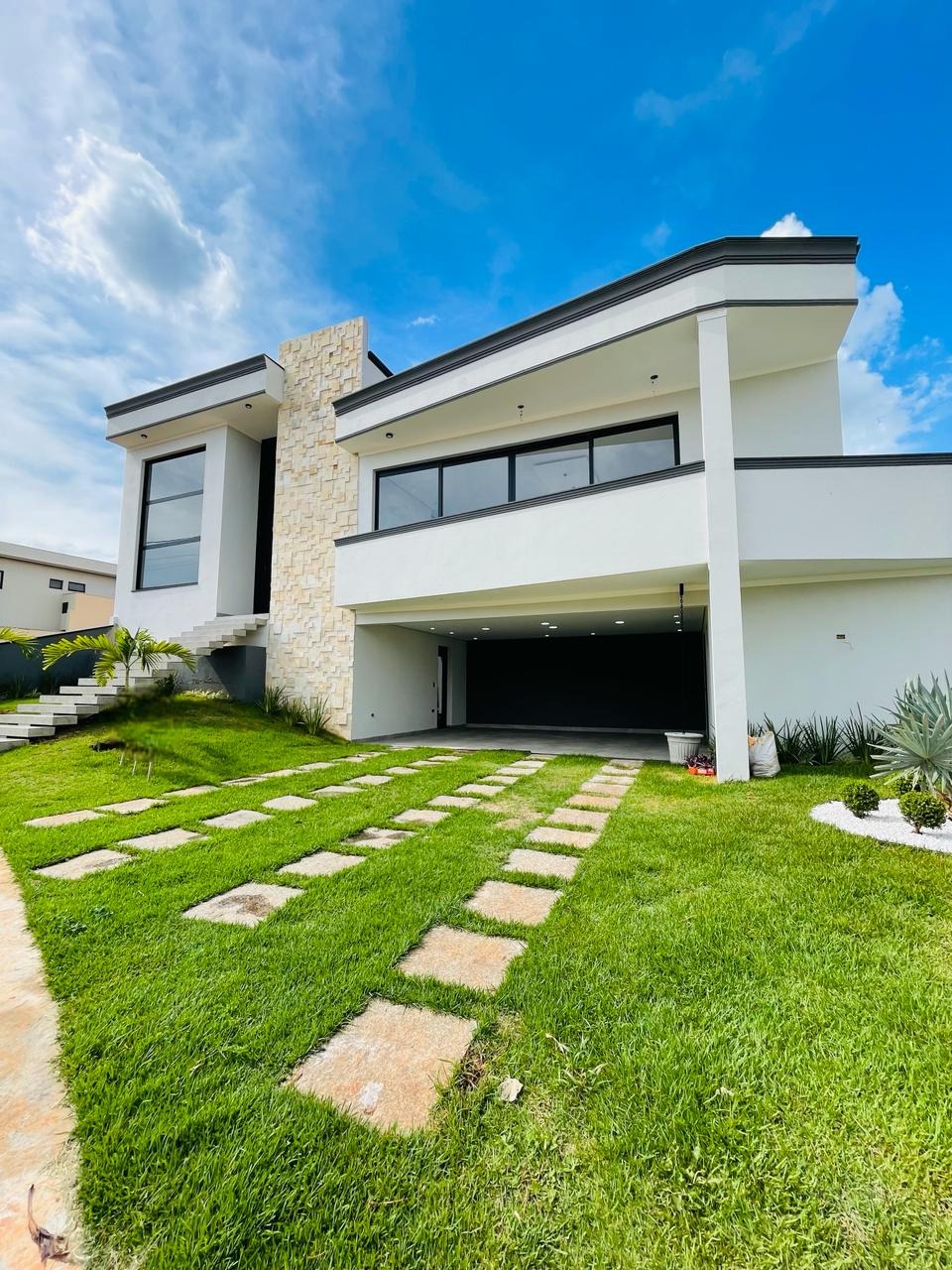 Casa à Venda no Condomínio Portal Ville Jardim Europa, Boituva 