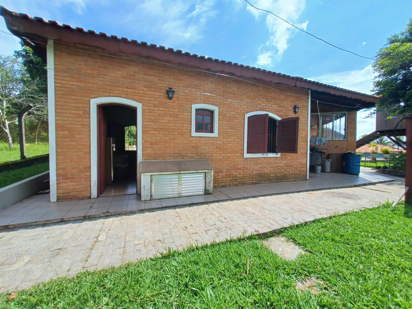 Chácara Espaçosa com 350m² de Construção e 5000m² de Terreno em Boituva