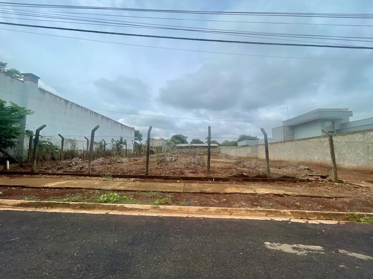Terreno de 1000m², Parque das Árvores, Boituva: Ideal para Casa ou Chácara