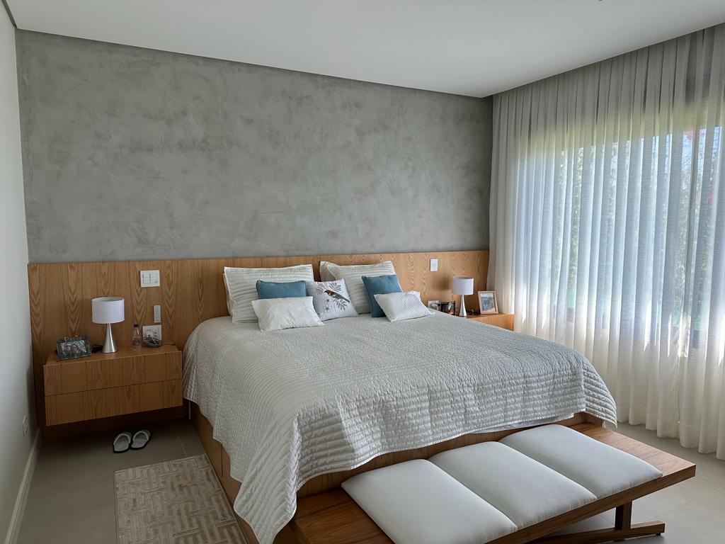 Casa Térrea Mobiliada com 4 Suítes e Piscina no Condomínio Portal dos Lagos, Boituva