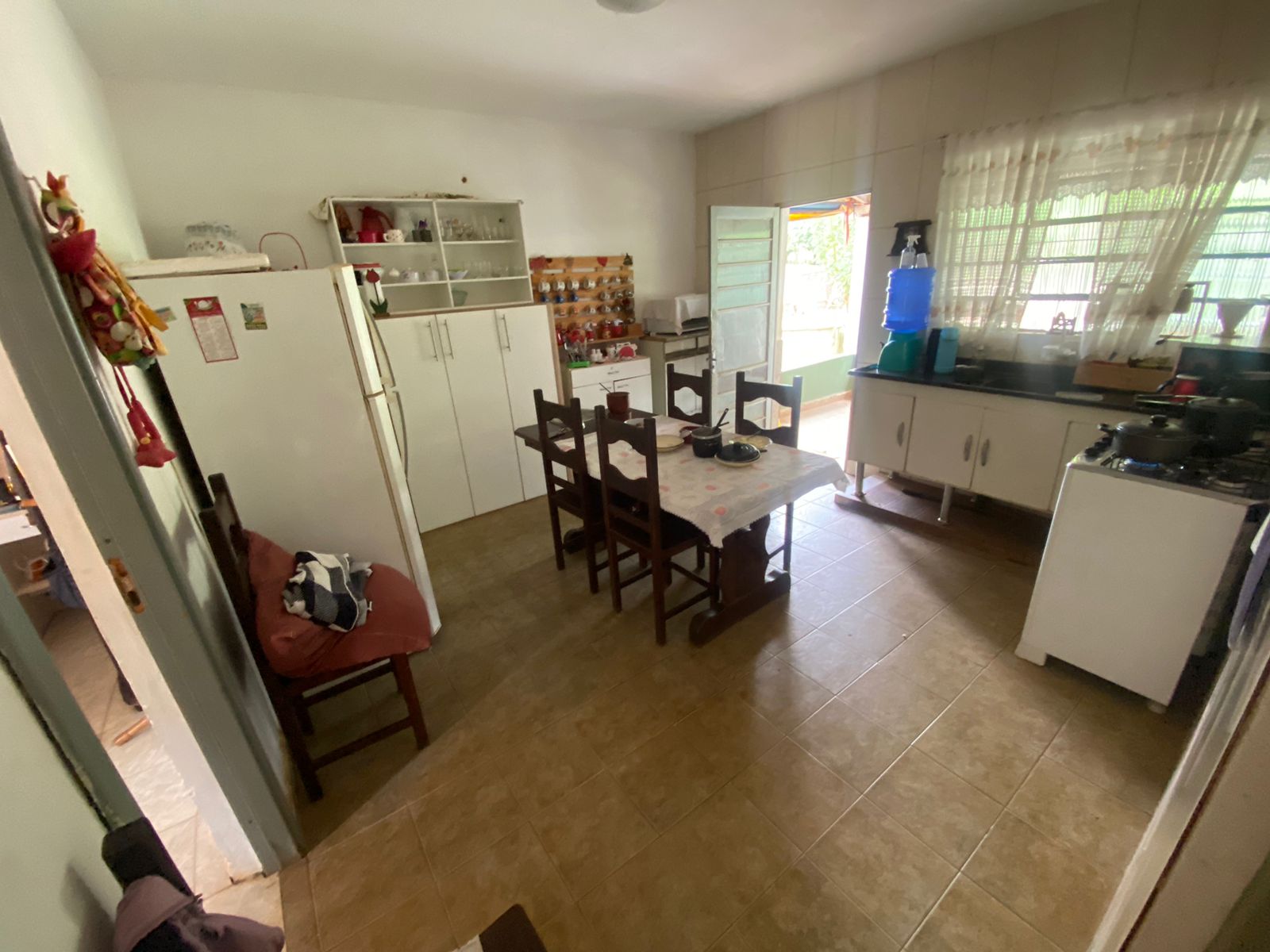 Chácara á venda c/ 03 dormitórios, Recanto Maravilha - Ao lado da Rodovia Castelo Branco