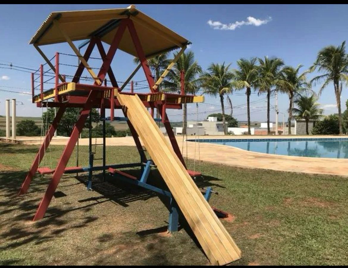 Terreno à Venda no Condomínio Tropicalia Garden - Boituva