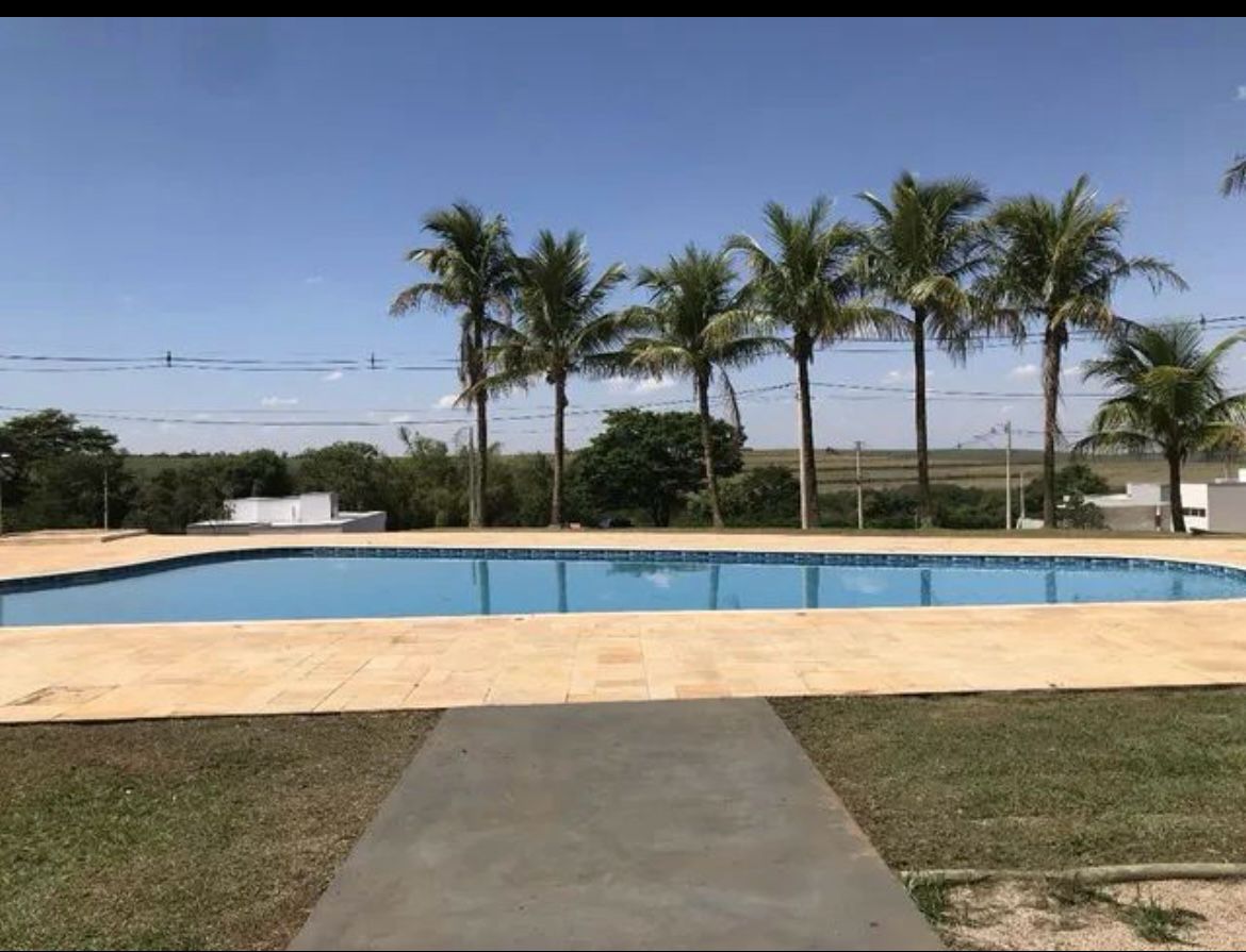 Terreno à Venda no Condomínio Tropicalia Garden - Boituva