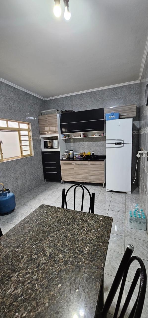 Residência Aconchegante em Boituva: Uma Oportunidade Única de Moradia!