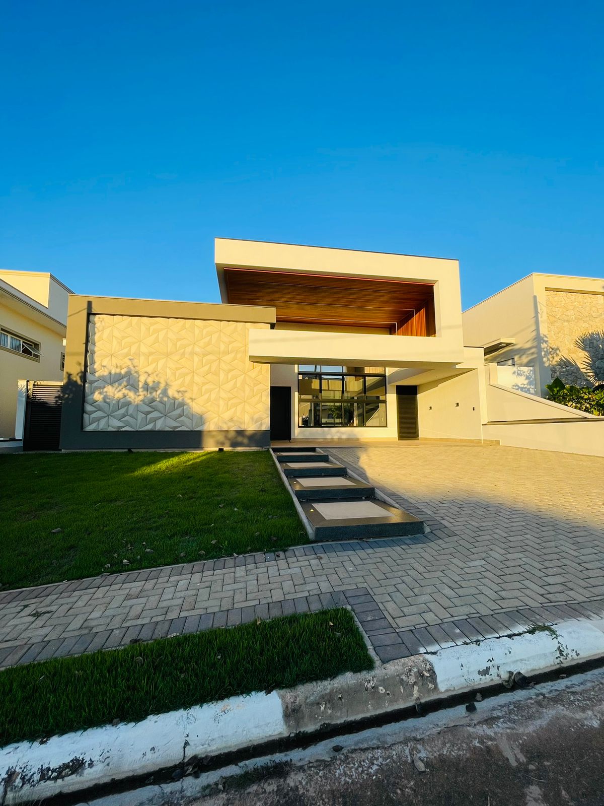 Casa de alto padrão para locação por R$ 10.500/mês - Condomínio Portal das Estrelas - Boituva/SP