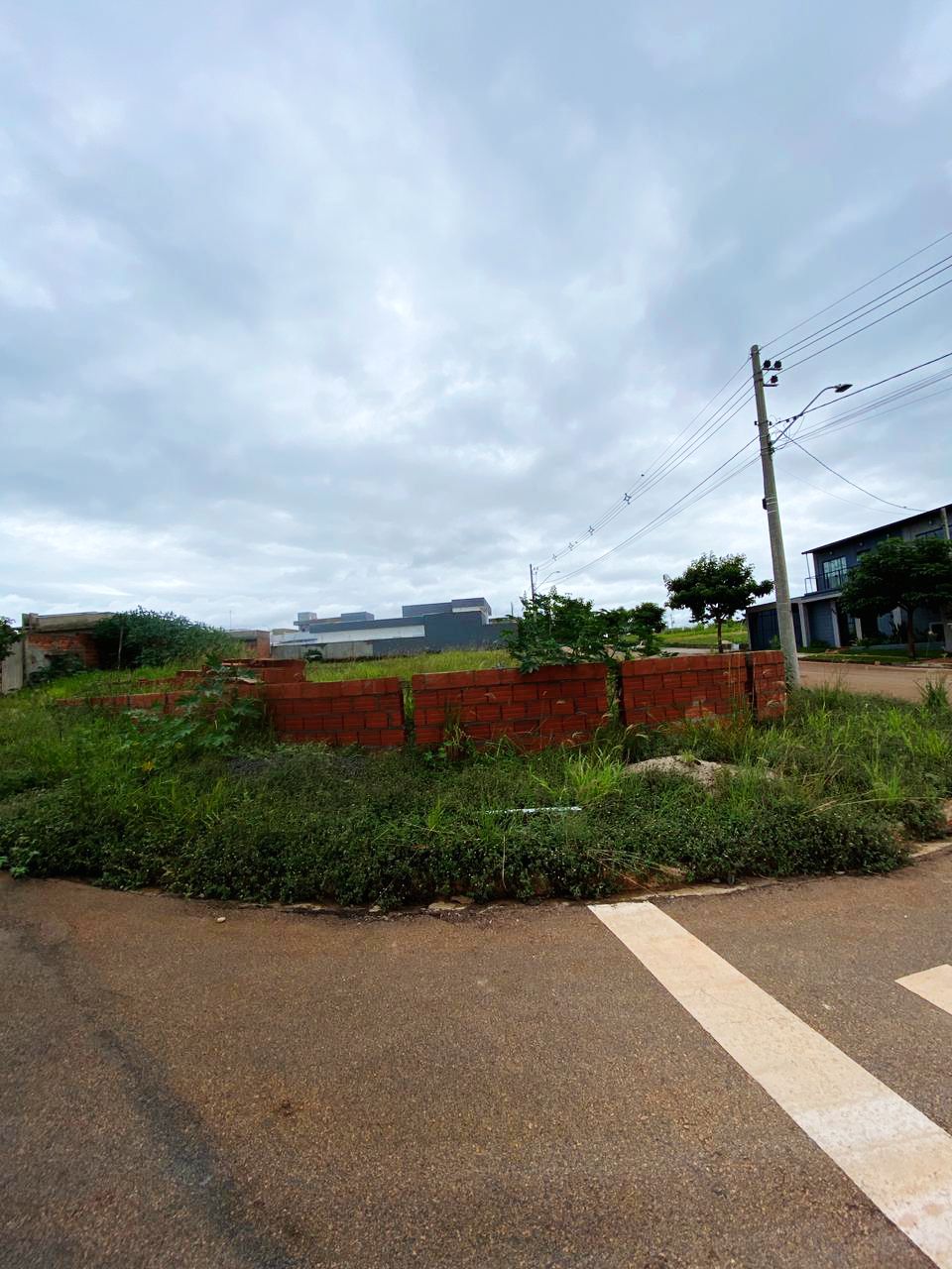 Terreno à Venda no Bairro Portal Ville Jardins, Boituva: Excelente Localização e Valorização! 
