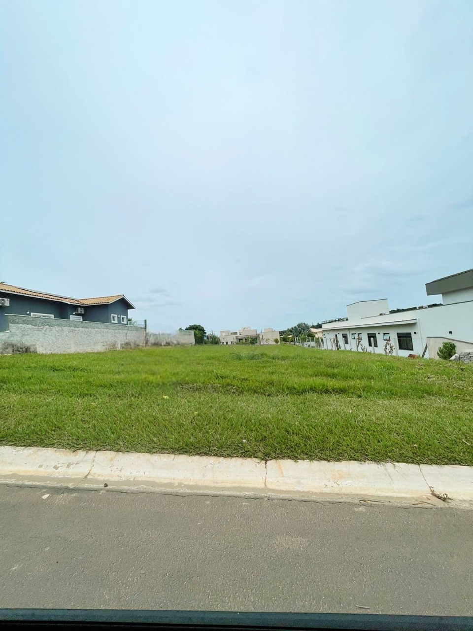 Terreno à venda no Condomínio Portal dos Lagos - Boituva 