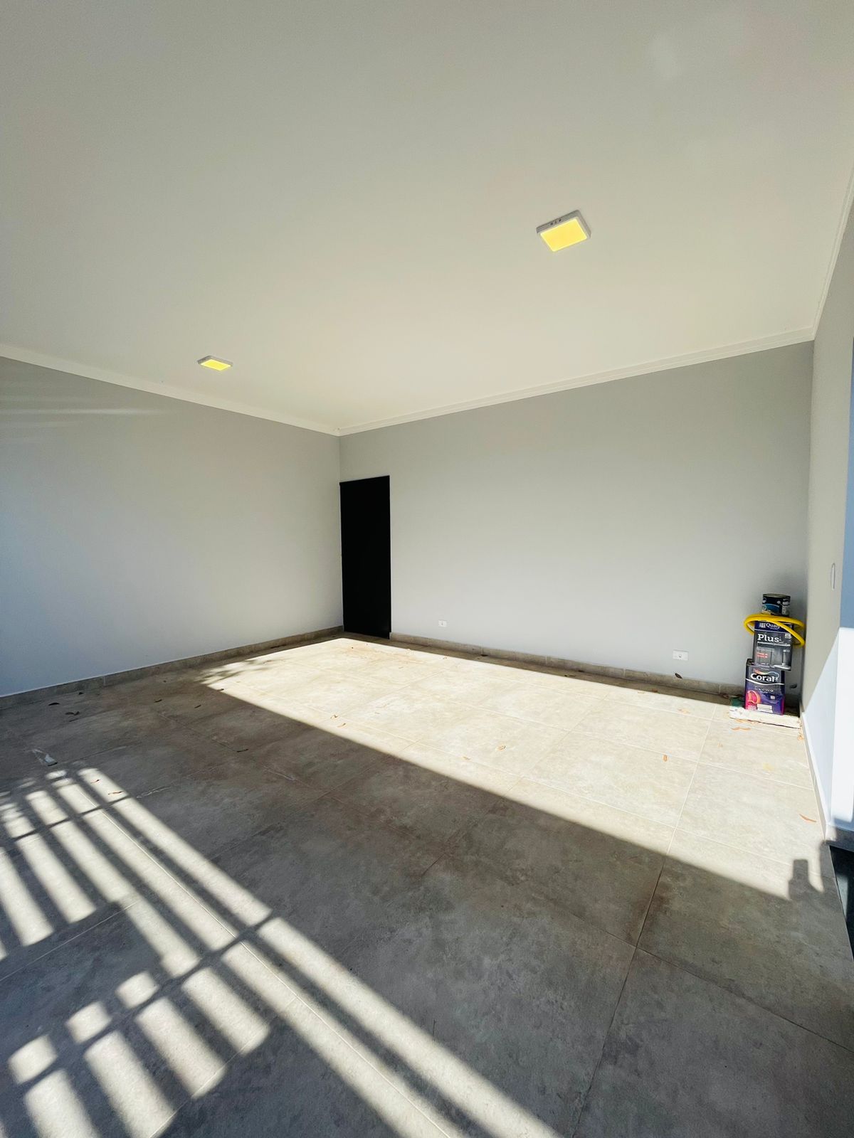 Casa com 3 quartos, sendo 01 suíte, 154 m², à venda por R$ 765.000