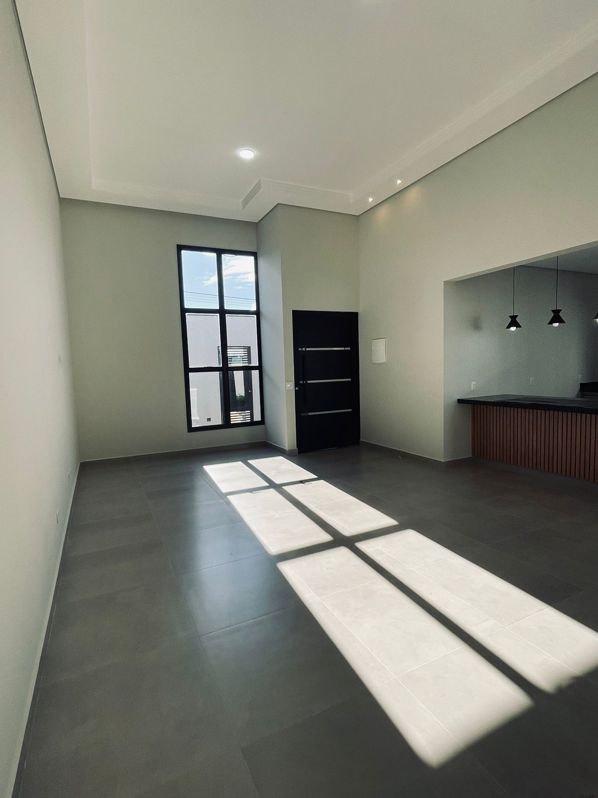 Casa com 3 quartos, sendo 01 suíte, 154 m², à venda por R$ 765.000