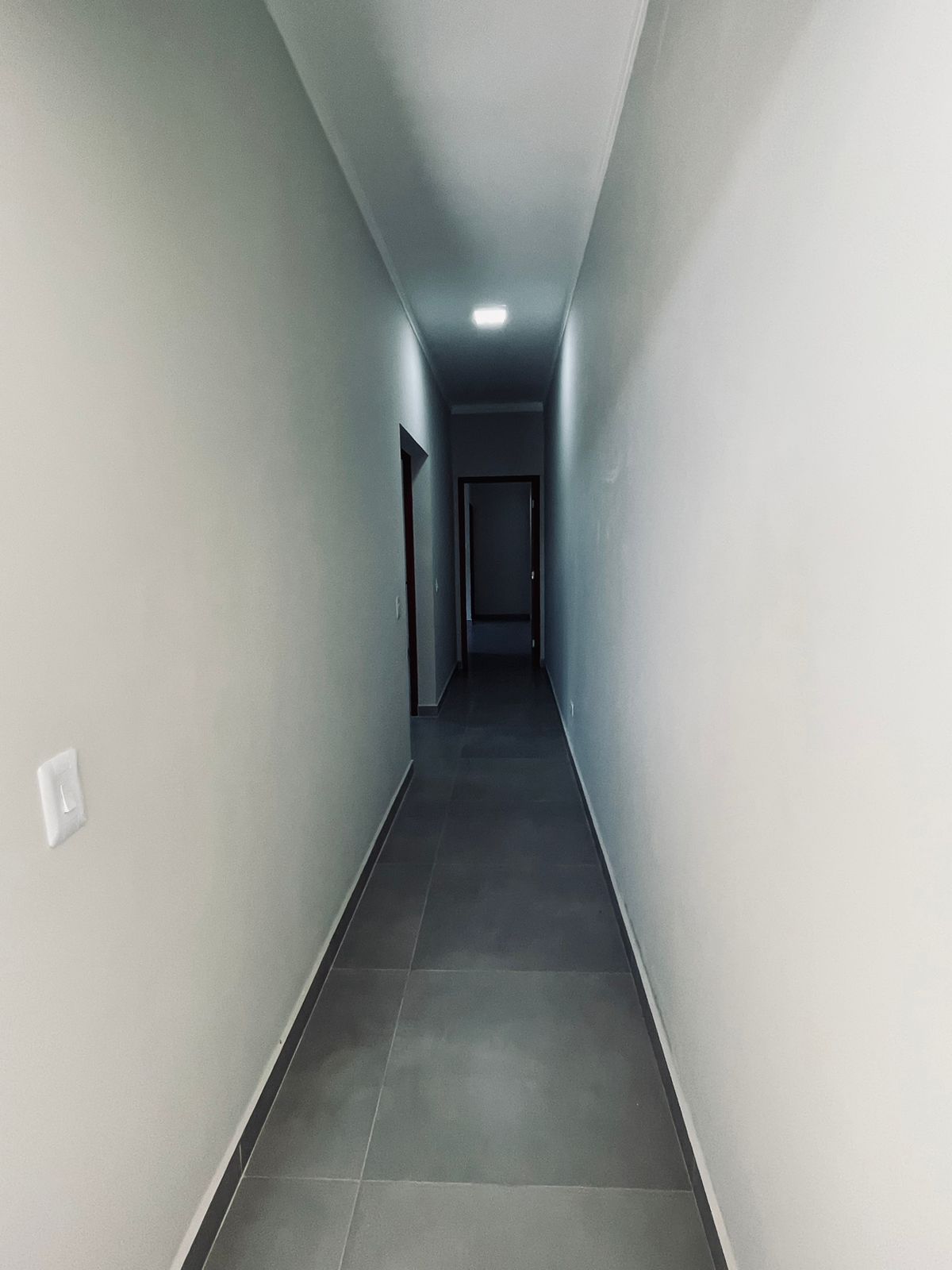 Casa com 3 quartos, sendo 01 suíte, 154 m², à venda por R$ 765.000