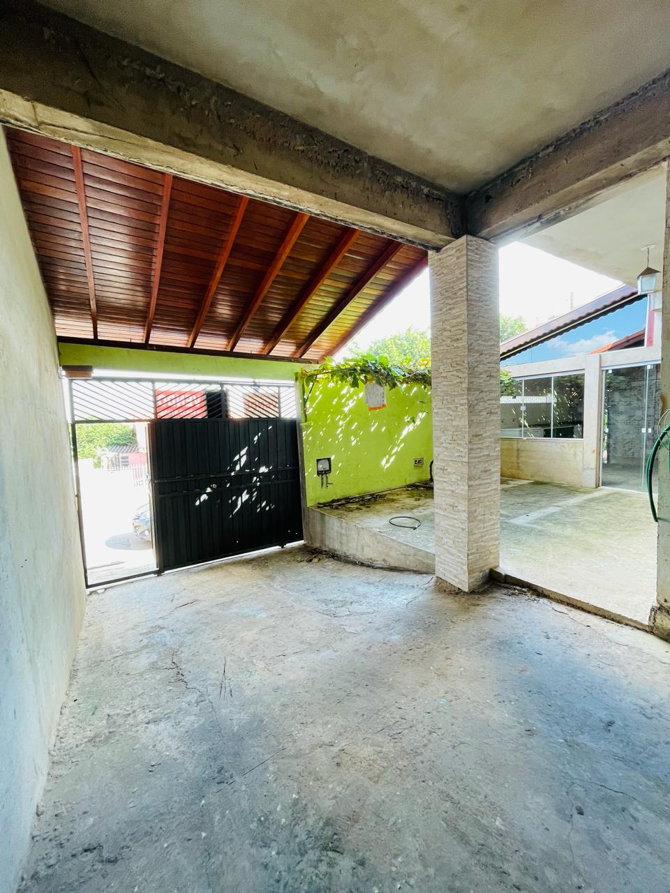 Casa espaçosa com 3 dormitórios e área gourmet em, Vila Aparecida - Boituva/SP