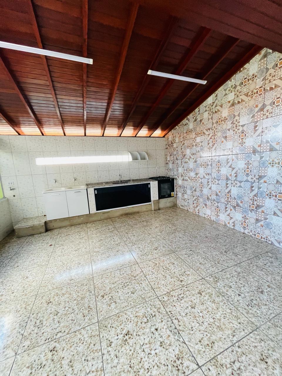 Casa espaçosa com 3 dormitórios e área gourmet em, Vila Aparecida - Boituva/SP