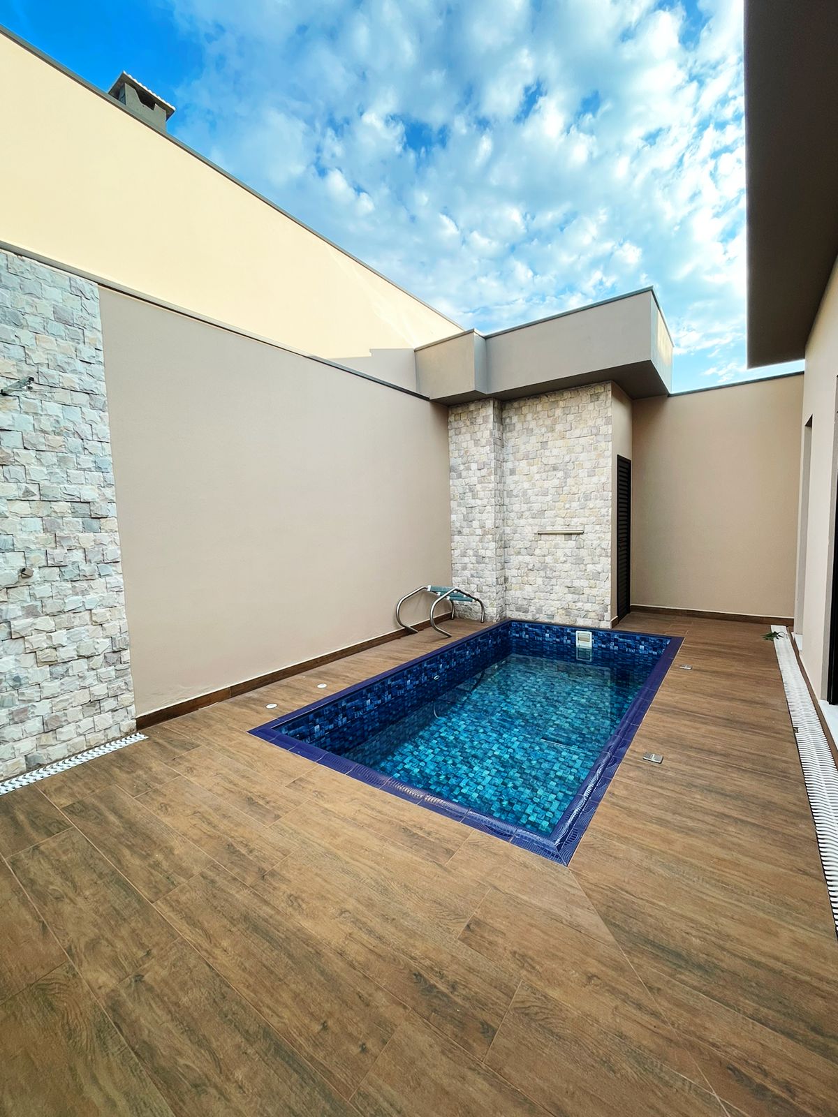 Casa Espetacular à Venda no Condomínio Portal Ville Jardim Europa, em Boituva