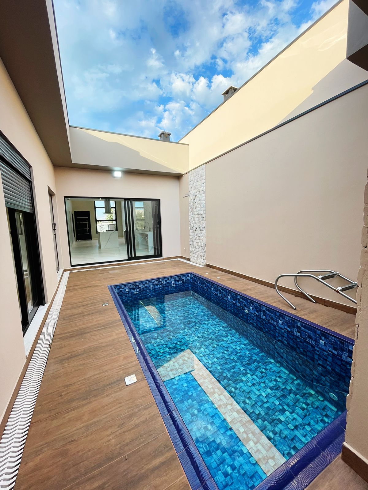Casa Espetacular à Venda no Condomínio Portal Ville Jardim Europa, em Boituva