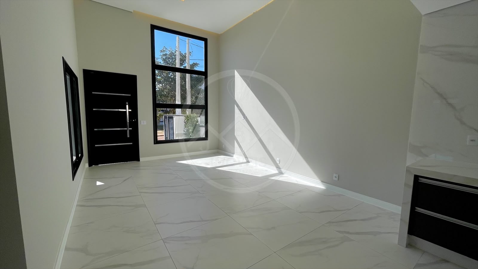 Casa Espetacular à Venda no Condomínio Portal Ville Jardim Europa, em Boituva