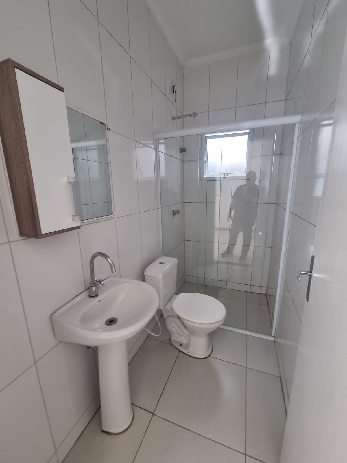 Casa a venda c/ 03 dormitórios, sendo 01 suíte - Bairro Água Branca