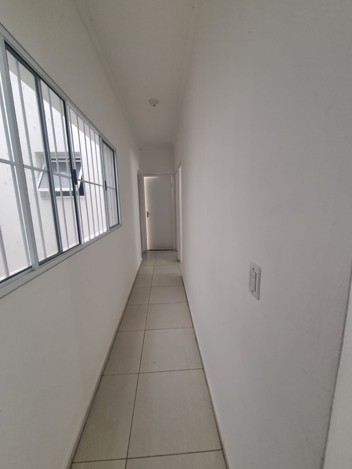 Casa a venda c/ 03 dormitórios, sendo 01 suíte - Bairro Água Branca