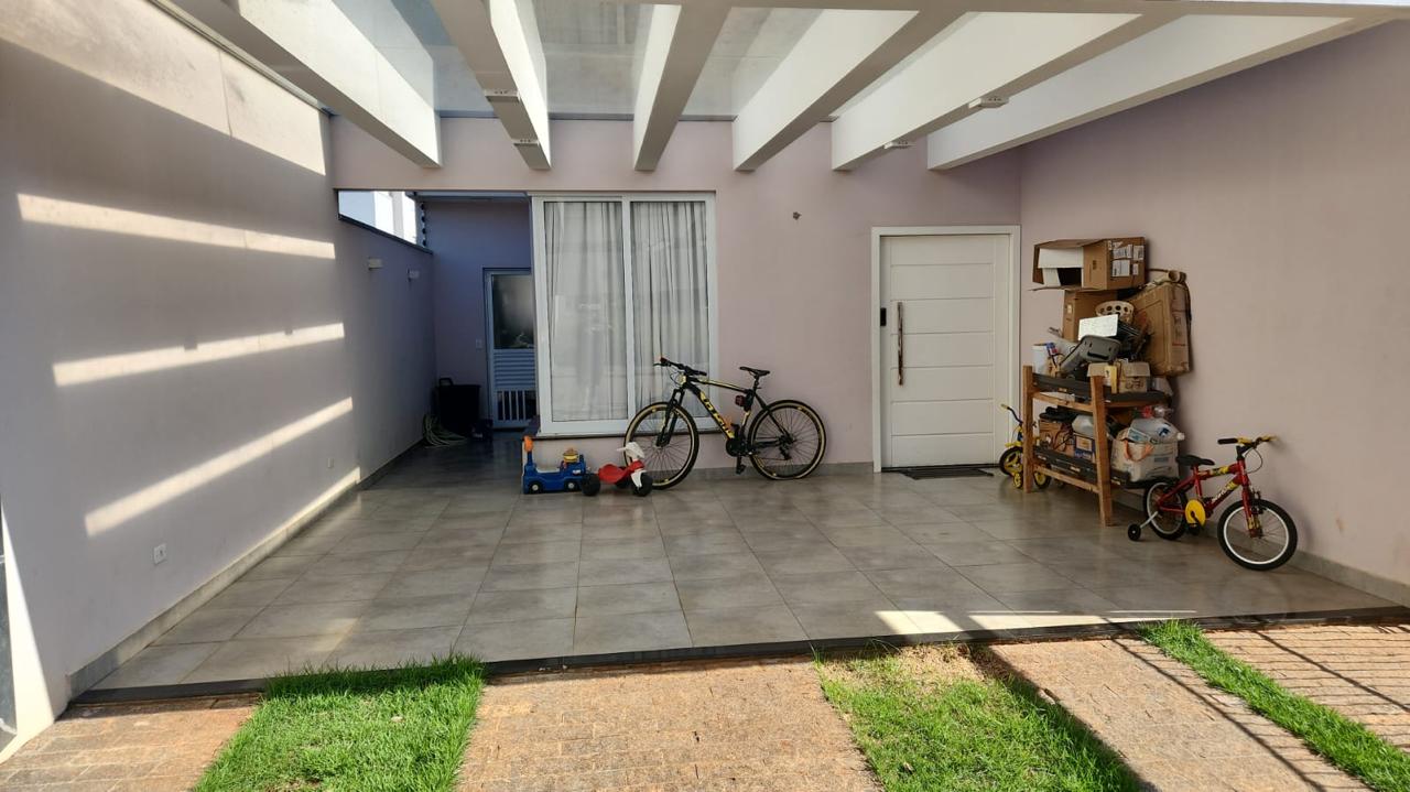 Casa Nova no Portal Ville Azaléia: Seu Novo Lar Aguarda Por Você!