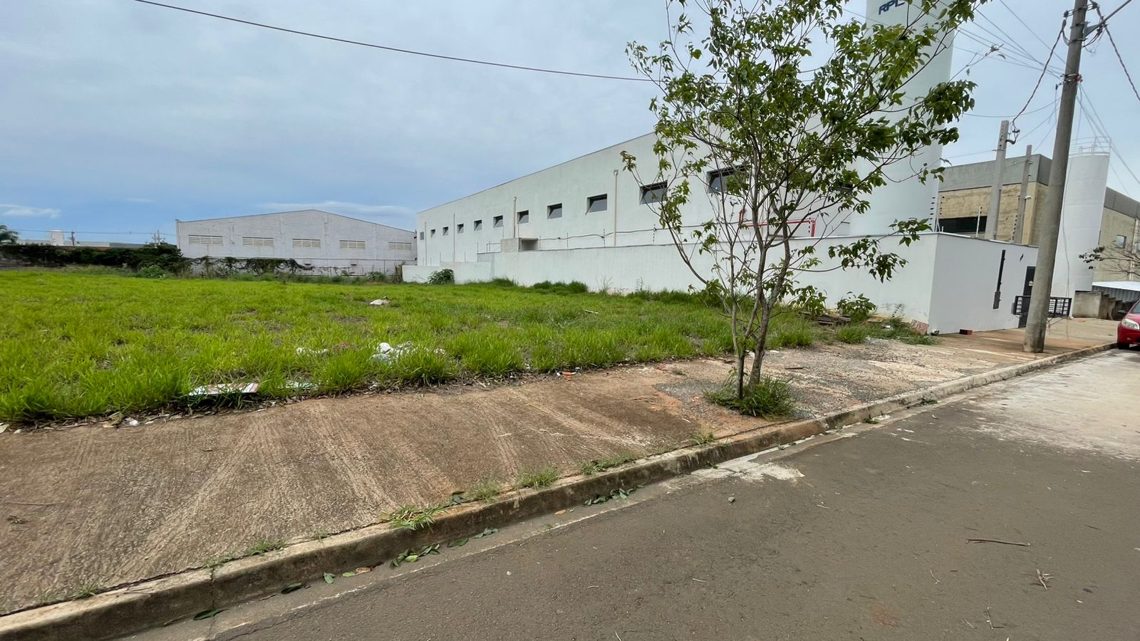 Terreno Comercial à Venda em Boituva - Excelente Oportunidade para Investimento