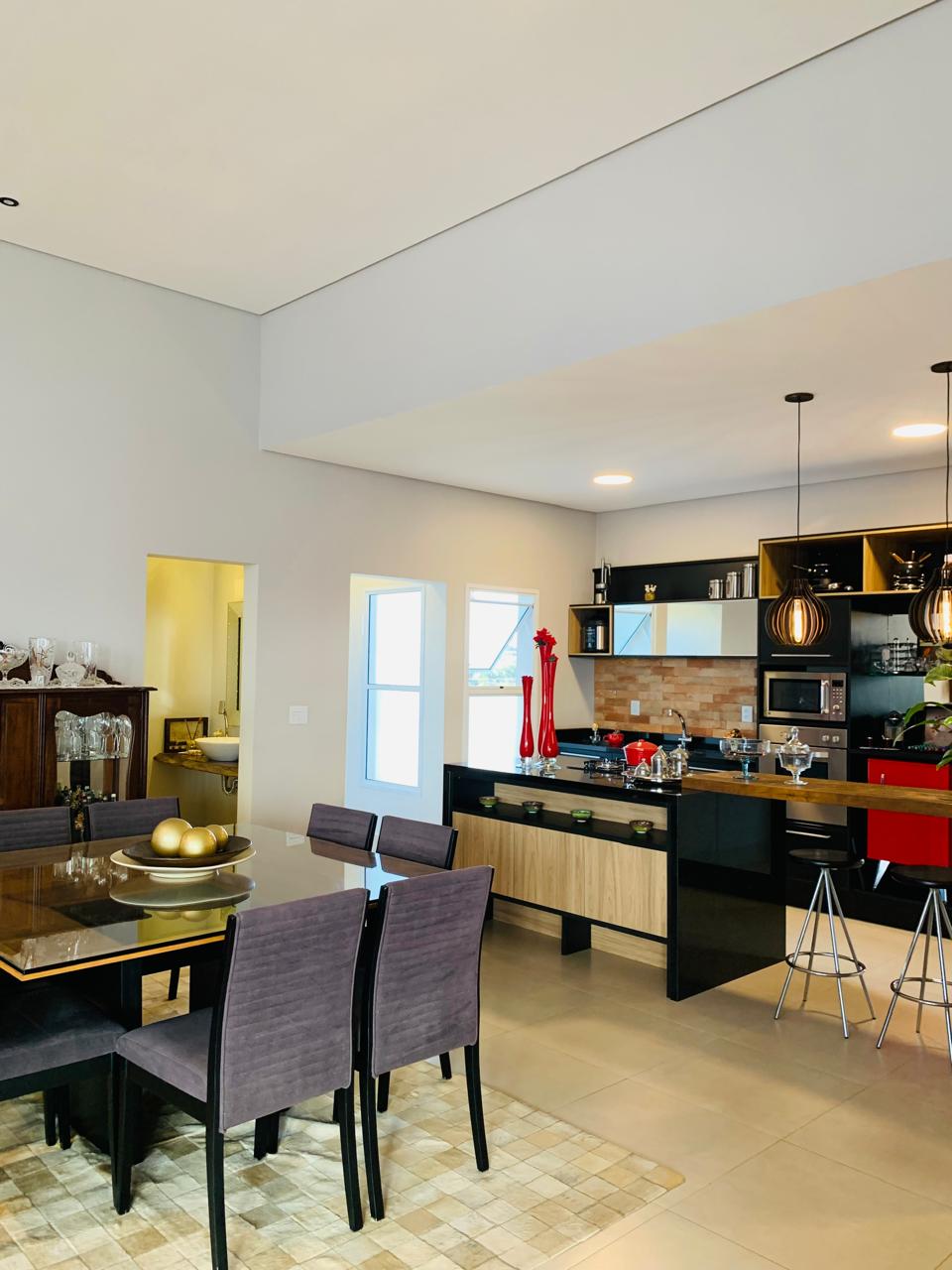 Casa Térrea à Venda com 269m², no Condomínio Flora Ville, Boituva/SP