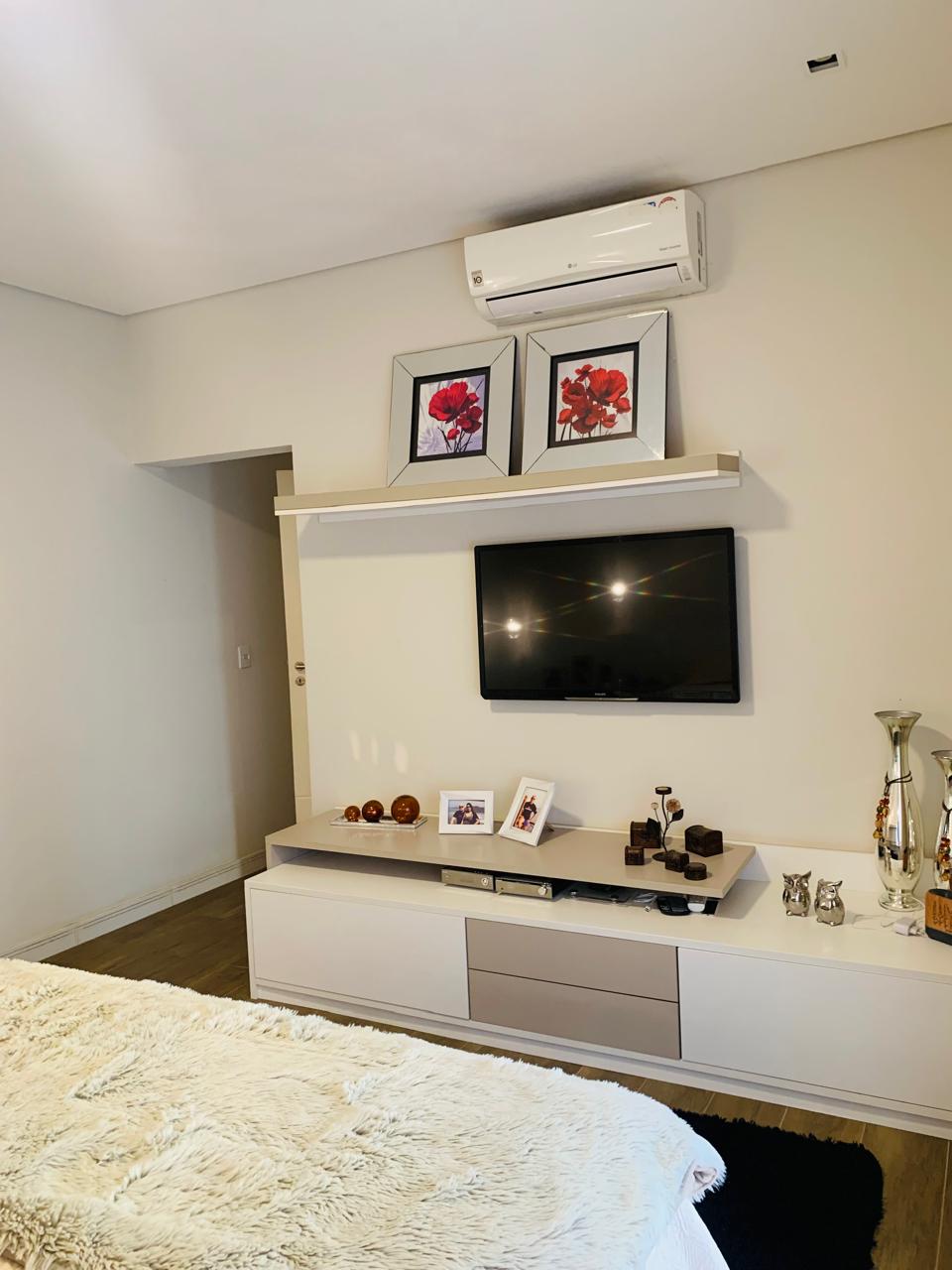 Casa Térrea à Venda com 269m², no Condomínio Flora Ville, Boituva/SP