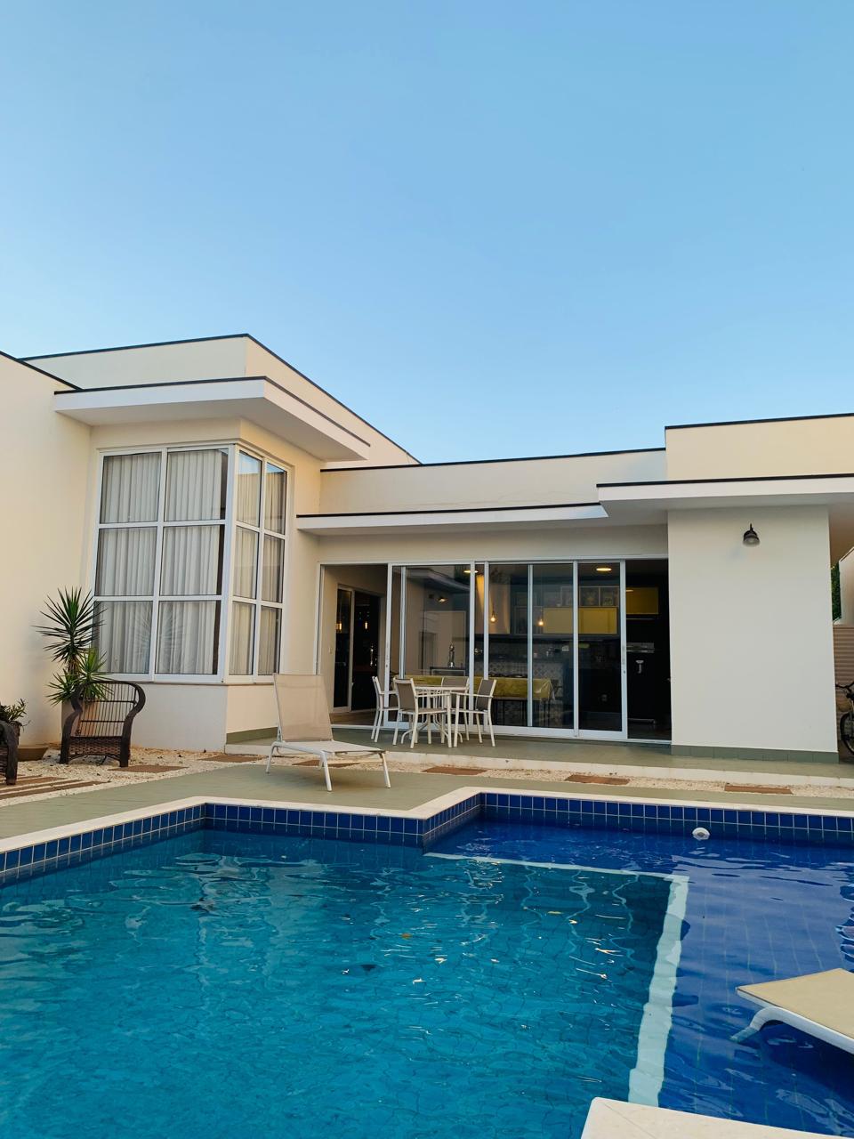 Casa Térrea à Venda com 269m², no Condomínio Flora Ville, Boituva/SP