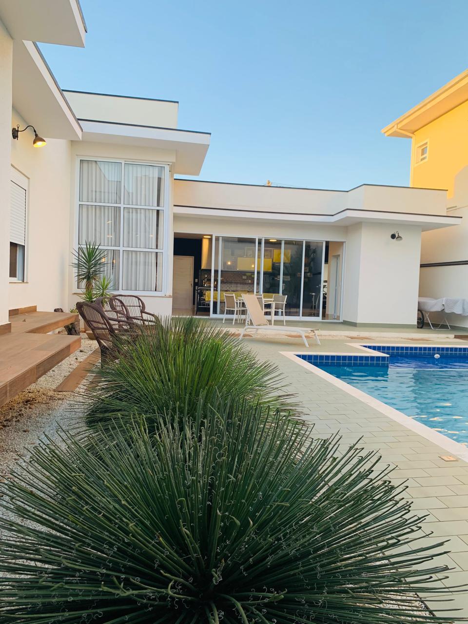 Casa Térrea à Venda com 269m², no Condomínio Flora Ville, Boituva/SP