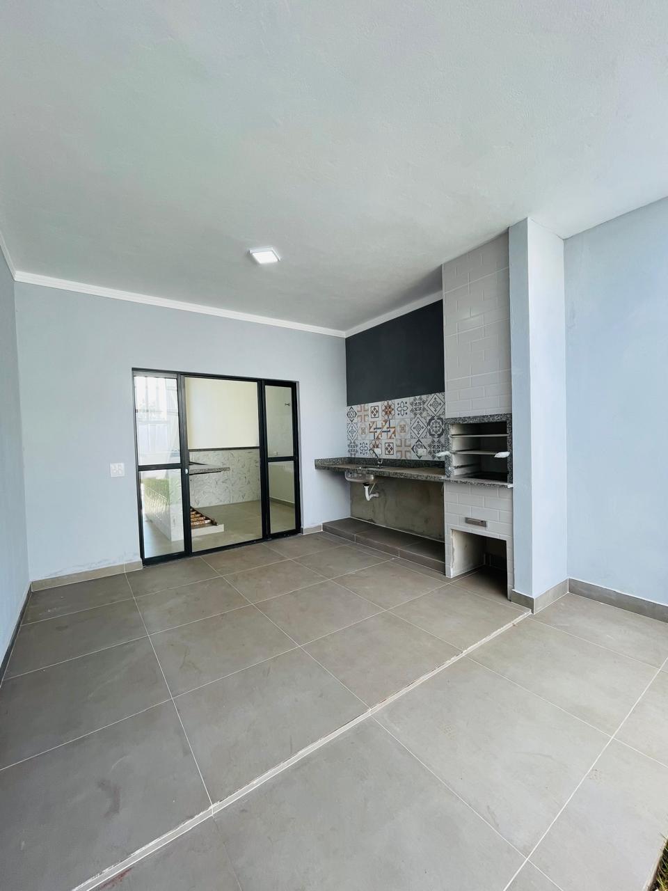 Casa á Venda 132m² com 03 dormitórios, sendo 01 suíte - Bairro Portal Ville Jardins, Boituva