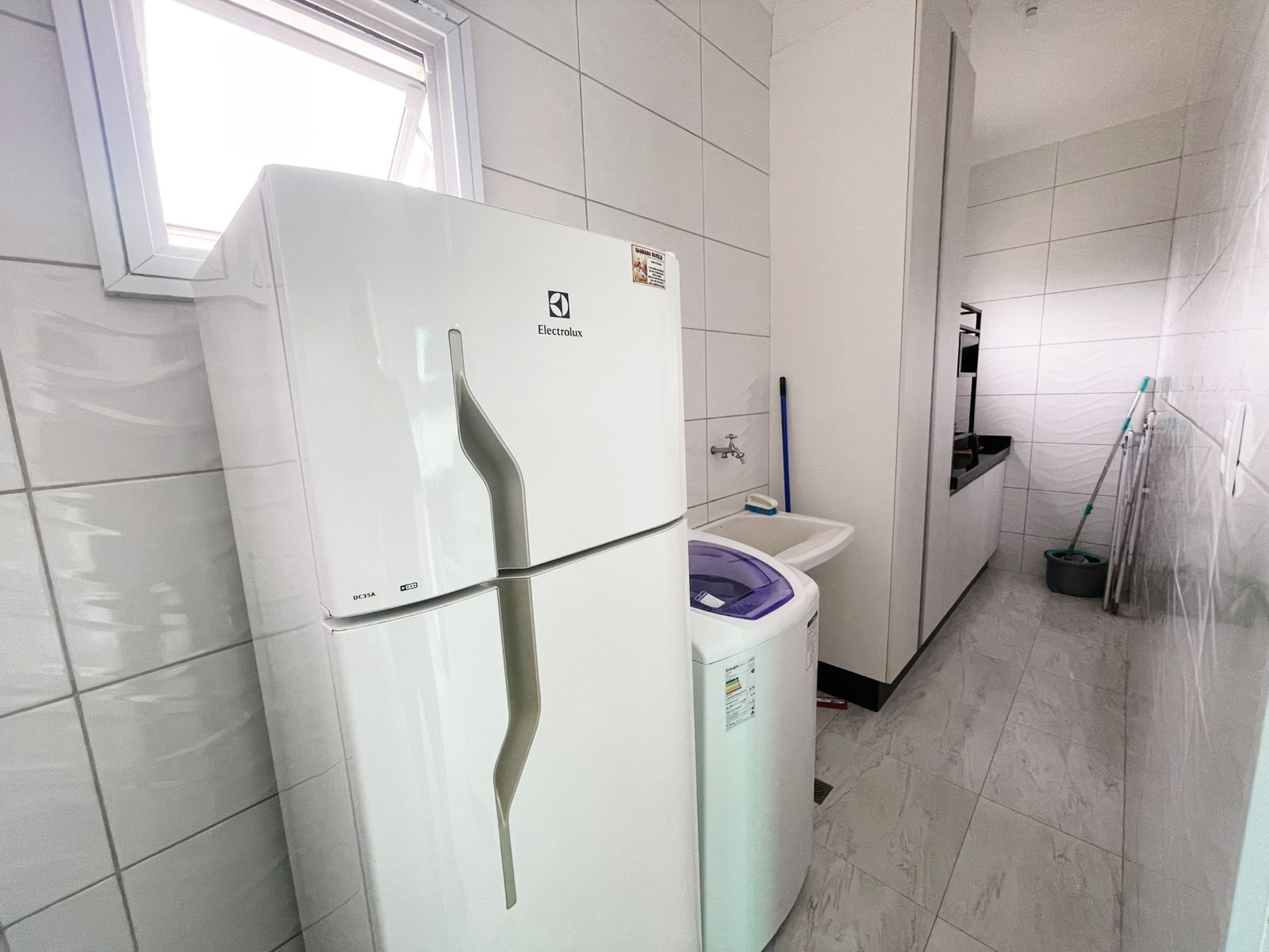 Chácara a Venda com 160m², 03 dormitórios, sendo 02 suítes - Bairro Boituville, Boituva/SP