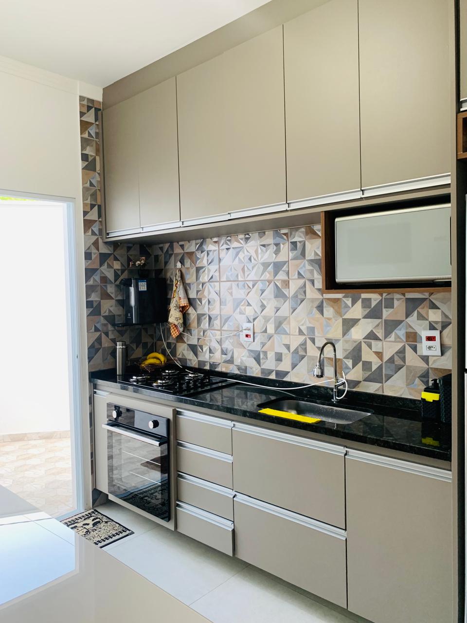 Sobrado à Venda com 60m², 02 dormitórios - Bairro Vitiello, Boituva/SP